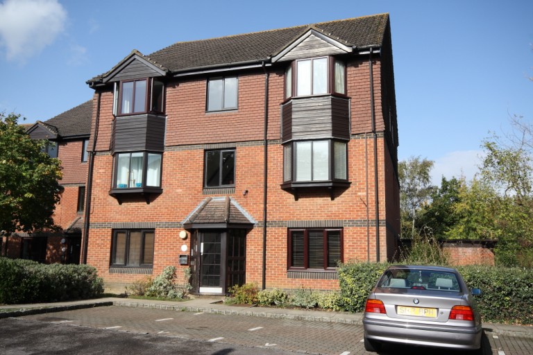 Images for Foxhills, Woking