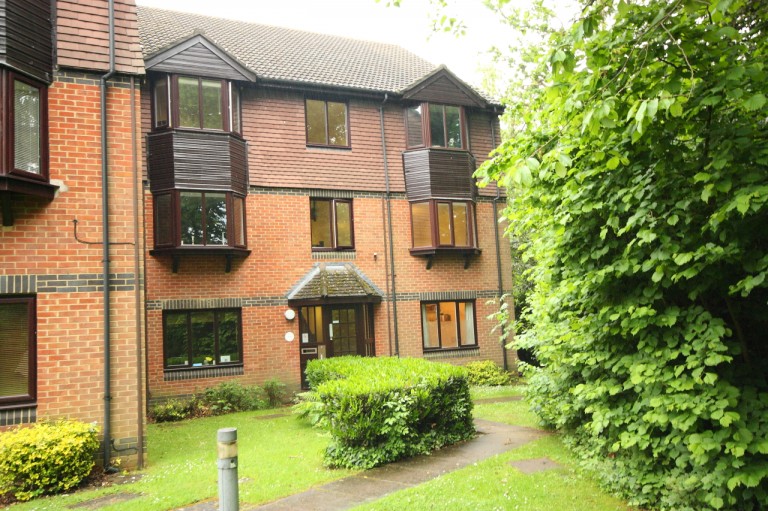 Images for Goldsworth Park, Woking