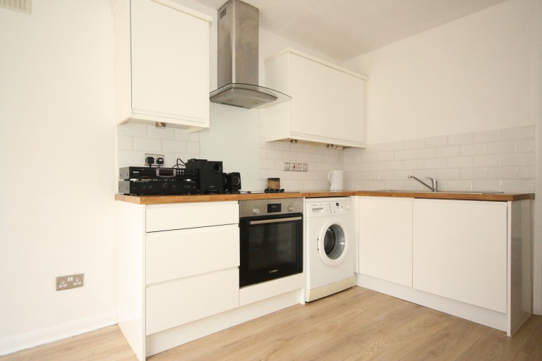Images for Woodlands Court, Woking