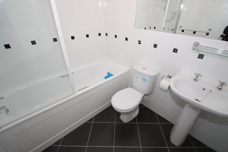 Images for Goldsworth Park, Woking