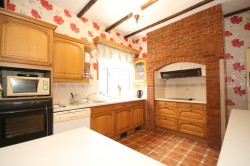 Images for Row Town, Addlestone