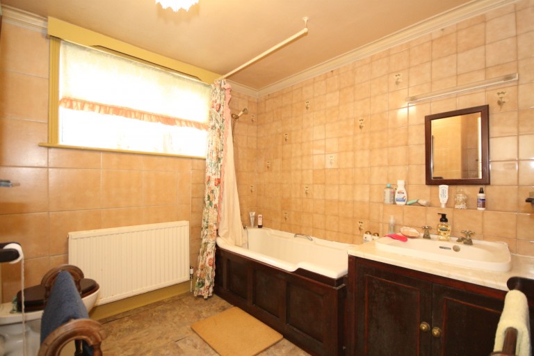 Images for Row Town, Addlestone