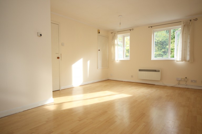 Images for Goldsworth Park, Woking