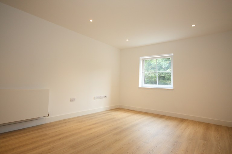 Images for Flambard Way, Godalming
