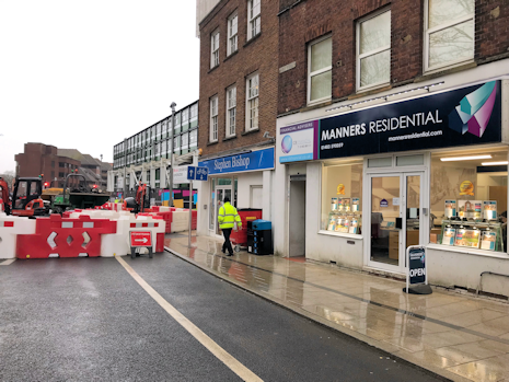 WOKING HIGH STREET CLOSURE